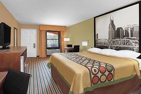 Super 8 by Wyndham Nashville West