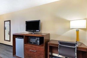 Super 8 by Wyndham Nashville West