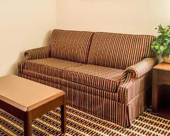 Economy Inn & Suites