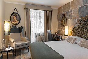 Solar Do Castelo, a Lisbon Heritage Collection