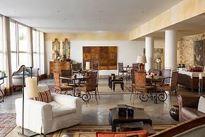 Solar Do Castelo, a Lisbon Heritage Collection