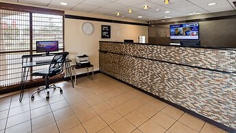 SureStay Hotel by Best Western East Brunswick