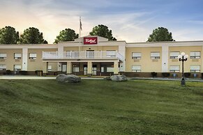 Red Roof Inn & Suites Newburgh – Stewart Airport/ West Point