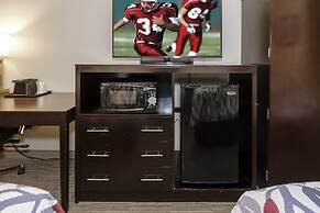 Red Roof Inn & Suites Newburgh – Stewart Airport/ West Point