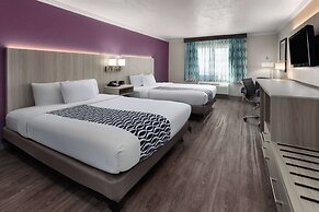 La Quinta Inn & Suites by Wyndham North Orem