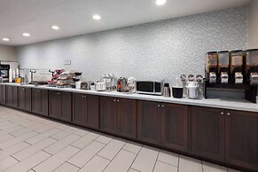 La Quinta Inn & Suites by Wyndham North Orem