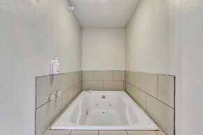 La Quinta Inn & Suites by Wyndham North Orem