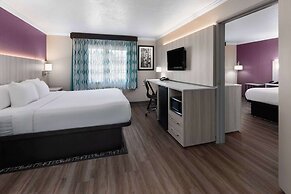 La Quinta Inn & Suites by Wyndham North Orem