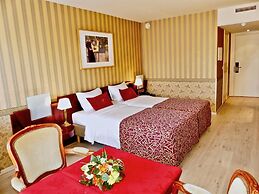 Golden Tulip De' Medici Hotel