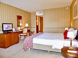 Golden Tulip De' Medici Hotel