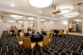 DoubleTree by Hilton Deadwood at Cadillac Jack's