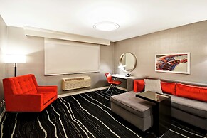 DoubleTree by Hilton Deadwood at Cadillac Jack's