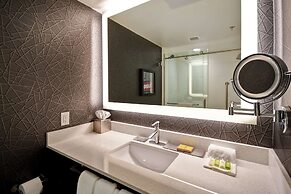 DoubleTree by Hilton Deadwood at Cadillac Jack's