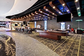 DoubleTree by Hilton Deadwood at Cadillac Jack's