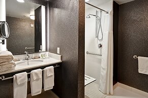 DoubleTree by Hilton Deadwood at Cadillac Jack's