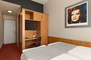Amedia Express Passau Trademark Collection by Wyndham