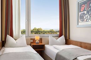 Amedia Express Passau Trademark Collection by Wyndham