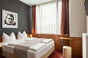 Amedia Express Passau Trademark Collection by Wyndham