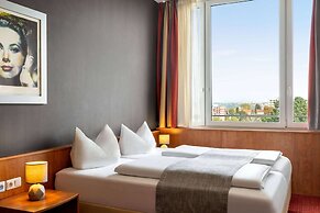 Amedia Express Passau Trademark Collection by Wyndham