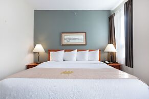 Lakeview Inns & Suites - Okotoks