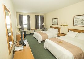 Lakeview Inns & Suites - Okotoks