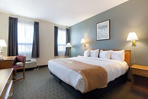 Lakeview Inns & Suites - Okotoks