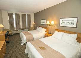 Lakeview Inns & Suites - Okotoks