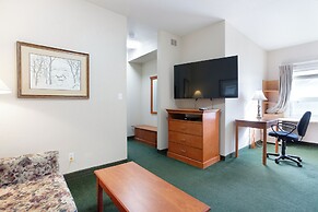 Lakeview Inns & Suites - Okotoks