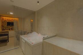 Best Western Plus Khan Hotel