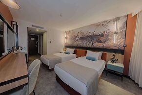 Best Western Plus Khan Hotel