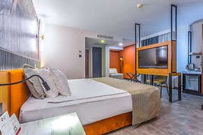 Best Western Plus Khan Hotel