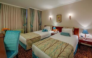 Best Western Plus Khan Hotel