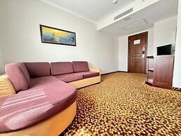 Best Western Plus Khan Hotel