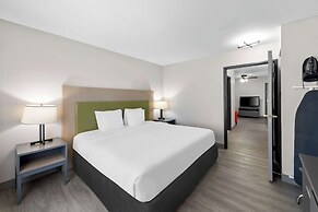 Country Inn & Suites by Radisson, Topeka West, KS