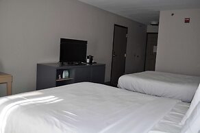 Country Inn & Suites by Radisson, Topeka West, KS