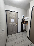Country Inn & Suites by Radisson, Topeka West, KS