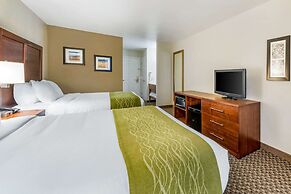 Comfort Inn & Suites Lancaster Antelope Valley