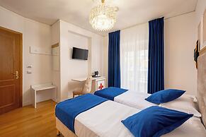 Hotel Annabella Roof Terrace