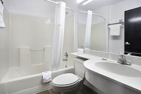 Microtel Inn & Suites by Wyndham Meridian