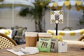 Clinton Hotel South Beach