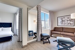 Clinton Hotel South Beach