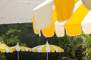 Clinton Hotel South Beach