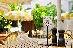 Clinton Hotel South Beach