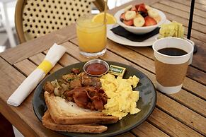 Clinton Hotel South Beach