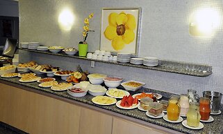 Oft San Conrado Hotel