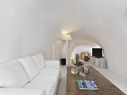 Katikies Chromata Santorini - The Leading Hotels of the World