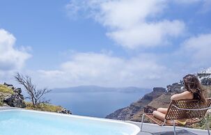 Katikies Chromata Santorini - The Leading Hotels of the World