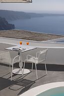 Katikies Chromata Santorini - The Leading Hotels of the World