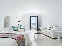 Katikies Chromata Santorini - The Leading Hotels of the World
