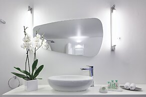 Katikies Chromata Santorini - The Leading Hotels of the World